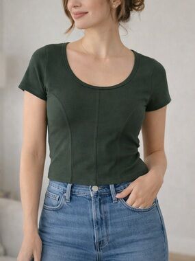 Levi’s corset T-shirt Green NWT Size Medium